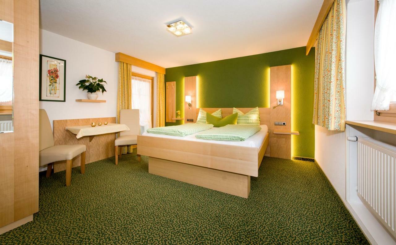 Gaestehaus Wanker Ehrwald Kültér fotó